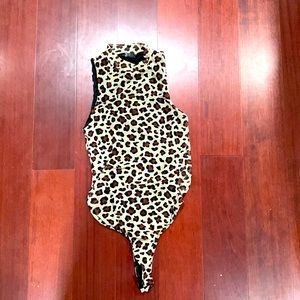 Animal print sleeveless bodysuit
